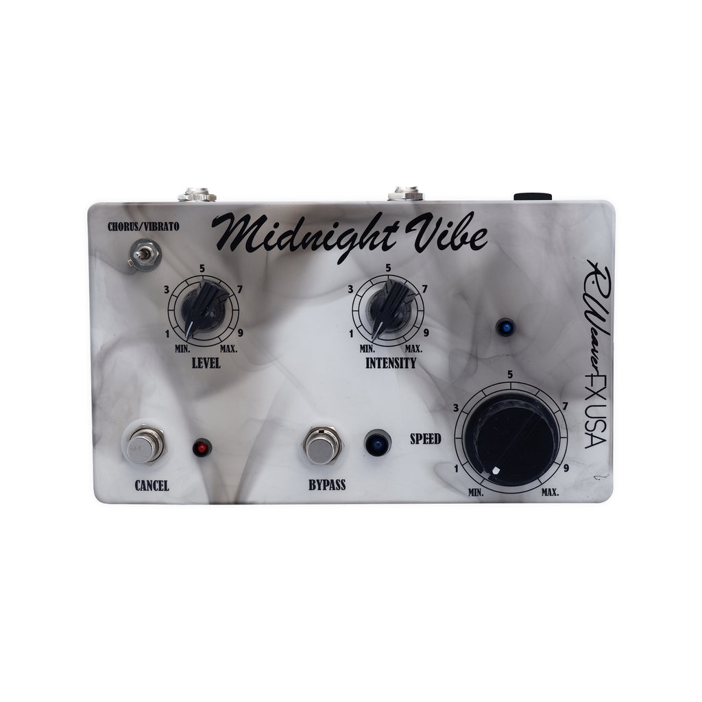 R_Weaver_Midnight_Vibe_White_S